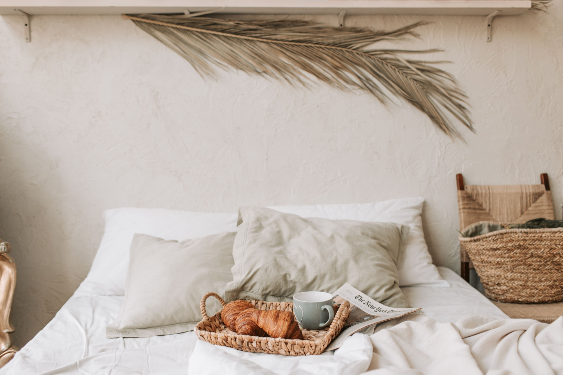 Chambre calme et préparée pour favoriser le repos