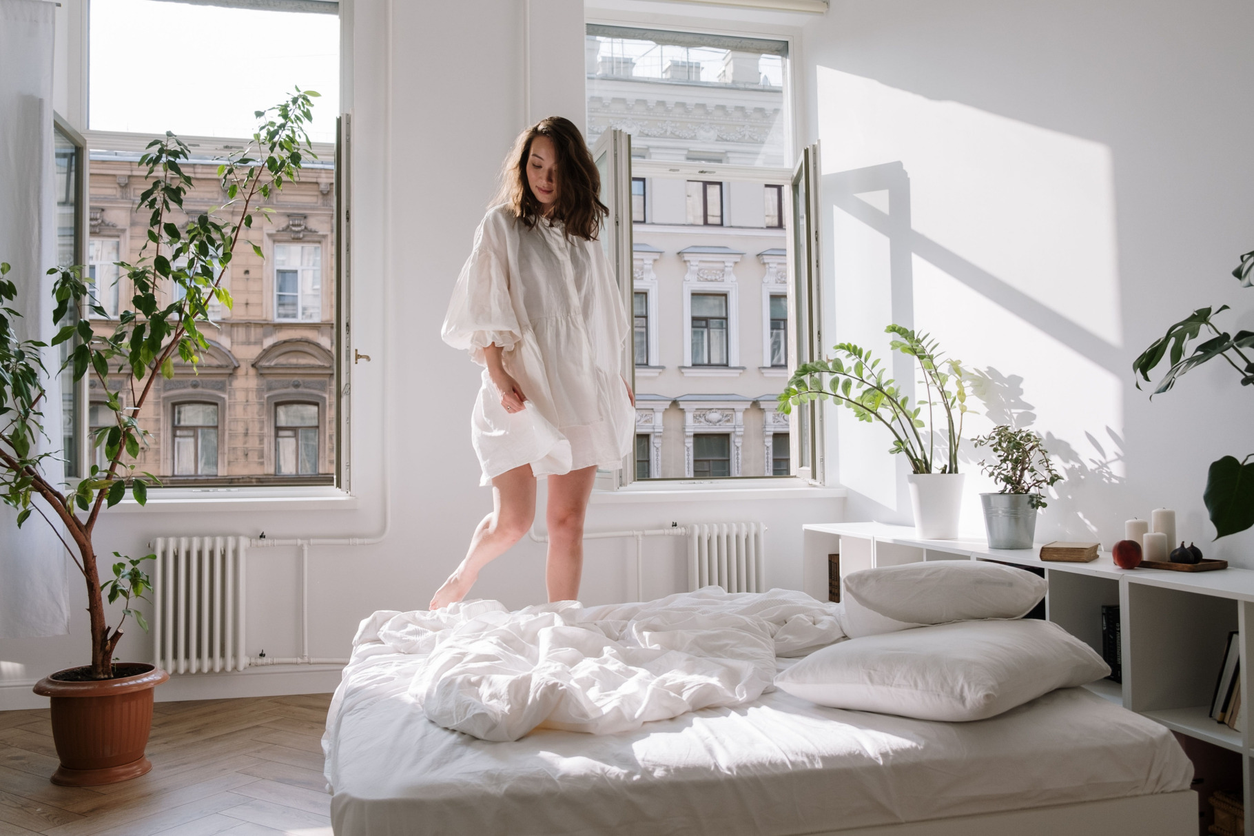 Personne dynamique et sereine après une nuit répatrice et un sommeil paisible